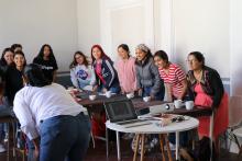 Imparten curso de señalética para senderos en la Casa del Arte