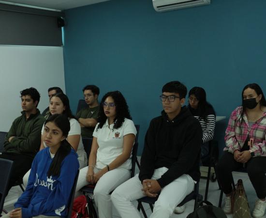 CUSur reforzó la atención a la salud mental con talleres coordinados por la Clínica Escuela y SISSMA