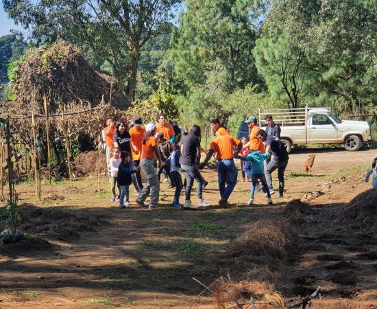 Promueve el CUSur la agricultura sustentable desde la infancia