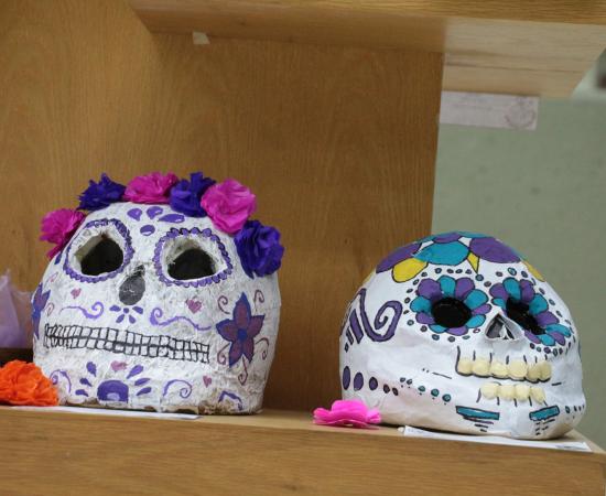 Tradición y color en el XVIII Festival del Día de Muertos del CUSur  