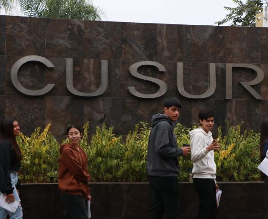 98.11% de asistencia en el examen de admisión del CUSur 2025-A