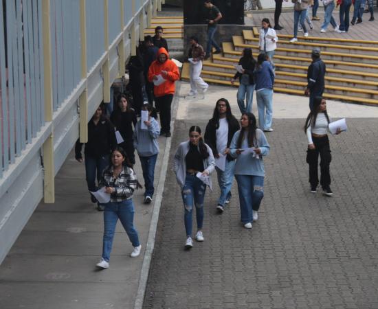 98.11% de asistencia en el examen de admisión del CUSur 2025-A