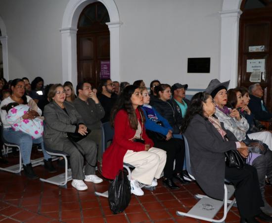 Inauguran exposición colectiva "Sentidos Expuestos" en Casa del Arte del CUSur