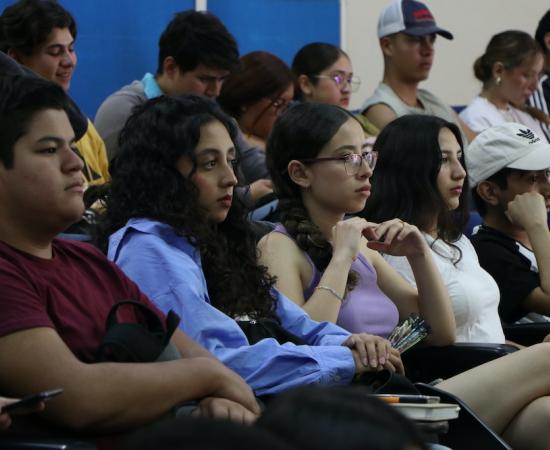 Celebran el Día Mundial del Emprendimiento en el CUSur