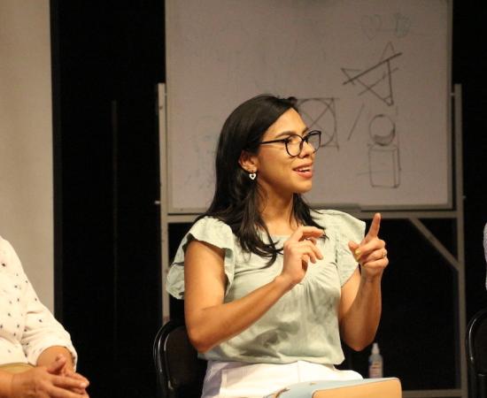 Debaten sobre violencia en el Café filosófico de la Casa del Arte