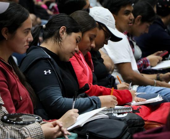 Exploran en el CUSur las economías solidarias y el concepto del buen vivir