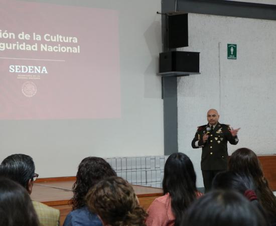 Hablan sobre la importancia de la Seguridad Nacional en el CUSur