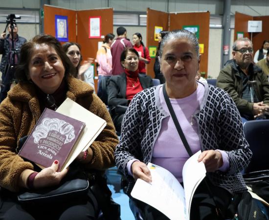 143 adultos mayores culminaron los talleres del ciclo escolar en el CUSur