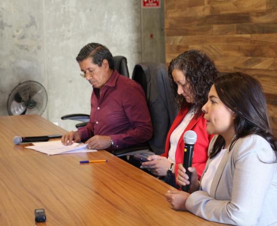 Entregan nombramientos al Comité de Ética en Investigación del CUSur