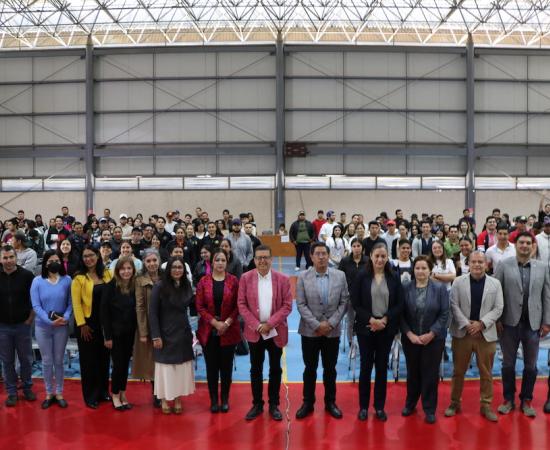 Estudiantes del CUSur inician su servicio social