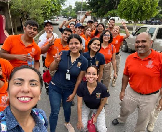 Apoyan estudiantes del CUSur en evaluación de daños por sismos en Colima