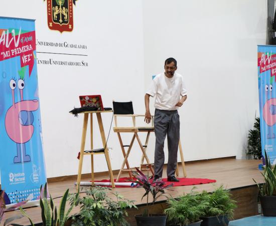 El stand up ALVotación llegó al CUSur para promover la participación electoral entre los jóvenes