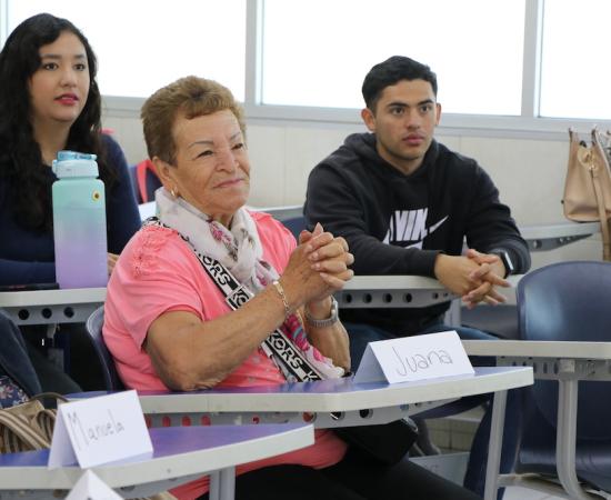 Concluye el taller “Tomando el control de tu salud”, dirigido a adultos mayores