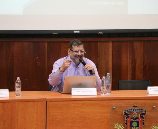 Dictan conferencia sobre Rubén Fuentes en el CUSur