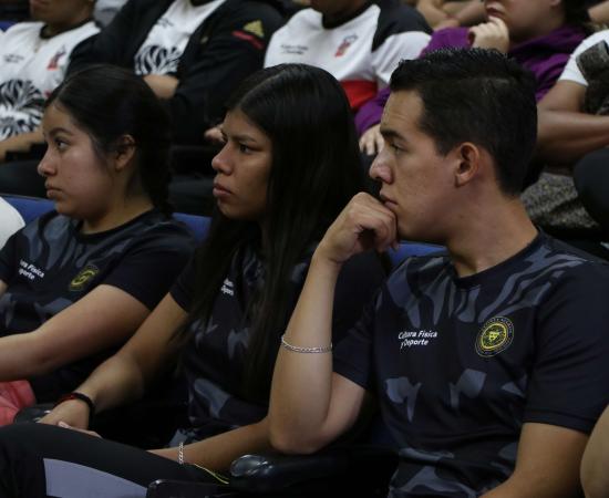 Coloquio de avances de investigación en CUSur promueve competencias comunicacionales
