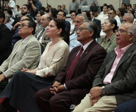 Primer informe del Dr. Dante Haro destaca crecimiento, inversión y visión de futuro en CUSur