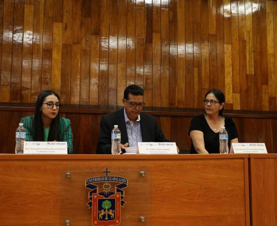 Inició el Coloquio de Avances de Investigación del Doctorado y Maestría del IICAN 
