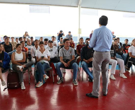 Deportistas del CUSur se van a intercentros