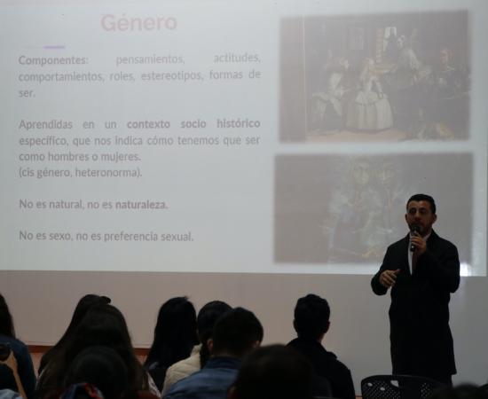 Coloquio deconstruyendo una visión de género