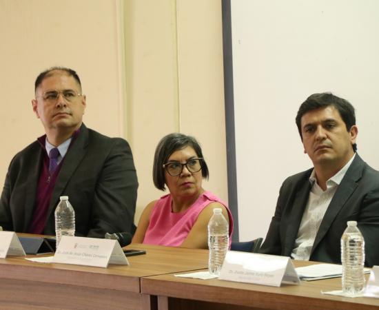 Estudiantes concluyen estancias de investigación en el Verano Delfín 2025 del CUSur